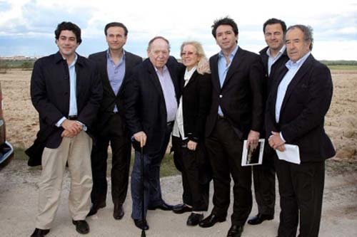 El magnate de Eurovegas visita Alcorcón