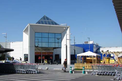 Roban con violencia en una joyería del C.C Carrefour