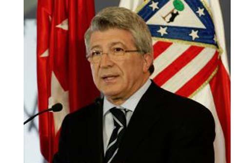 Cerezo: "Si Kun se va al Madrid, mala suerte"