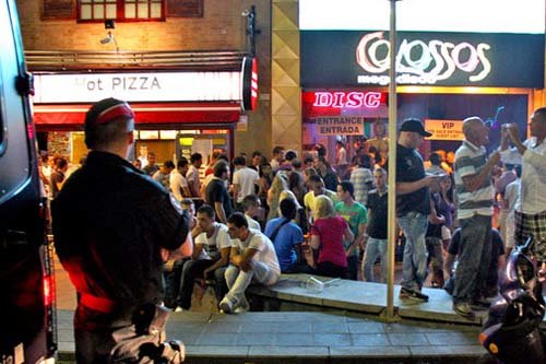 El alcalde de Lloret, en guerra al turismo de borrachera