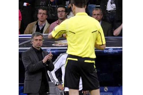 Castigo ejemplar de la UEFA a Jose Mourinho