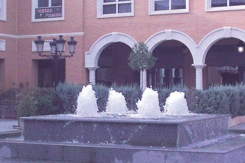 Vecinos del Encinar critican el ruido que genera ?La Plaza?