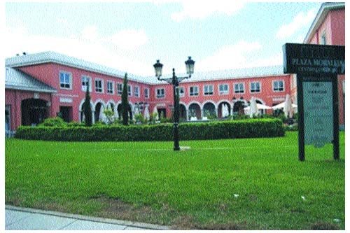 Los Gª Obregón escuchan ofertas por la Plaza de La Moraleja