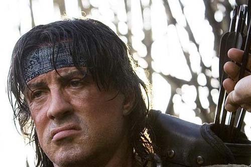 Stallone podría rodar el remake de "No habrá paz..."