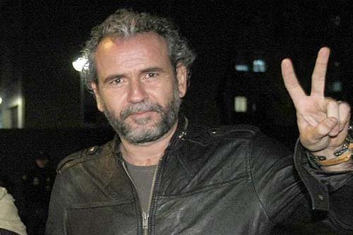 Ultraderechistas insultan a Willy Toledo en Alpedrete