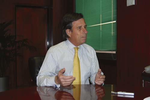 García de Vinuesa anuncia que quiere seguir al frente del PP