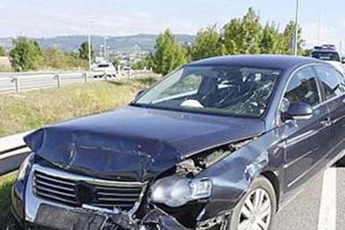 Esperanza Aguirre sale ilesa de un accidente de coche