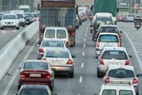 Nueva jornada de atascos con 150 kilómetros de retenciones