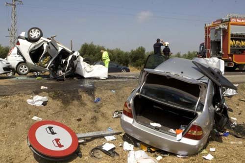 16 muertos en las carreteras en la Operación salida