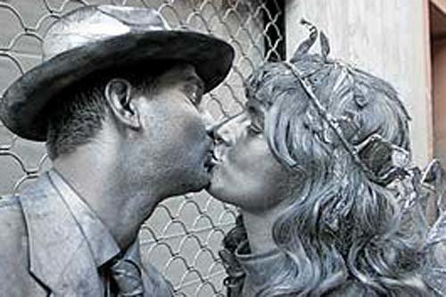 Primer certamen de arte urbano con estatuas humanas