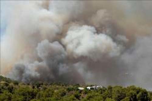 Vecinos desalojados y 1.000 hectáreas quemadas en Ibiza