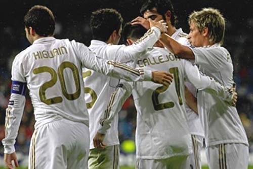 El Madrid marca tres goles en ocho minutos