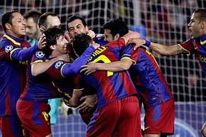 El Barça flaquea pero Messi sigue a lo suyo