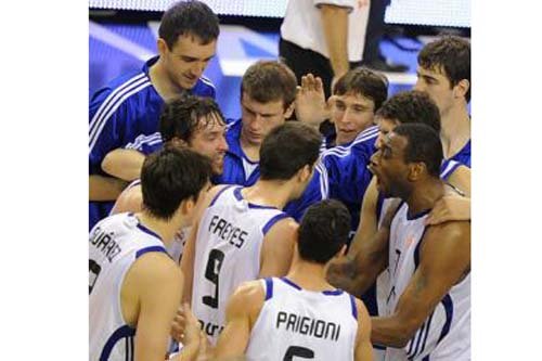 El Madrid toma Valencia y está a un paso de la Final Four