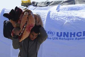 España envía un avión a Libia para los refugiados egipcios