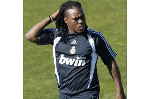 Royston Drenthe al Everton, y Gago al Roma