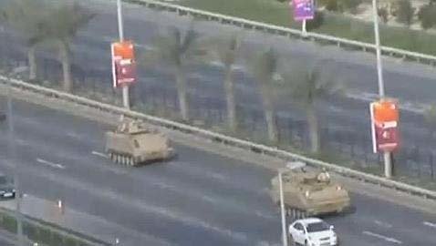 Tanques en las calles para frenar las protestas en Bahrein
