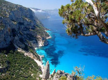 Cerdeña: un paraíso virgen en pleno corazón del Mediterráneo