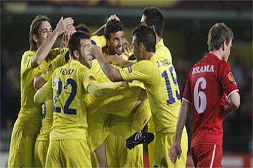 El Villarreal tiene pie y medio en semifinales
