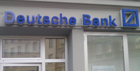 El Deutsche Bank engaña con “inversiones seguras” a varios clientes del distrito