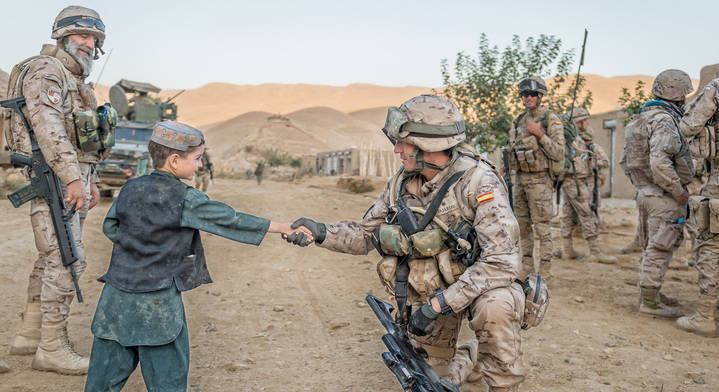 Exposición sobre el papel del ejército en Afganistán