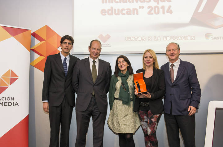 San Patricio recibe el Premio “Iniciativas que Educan'