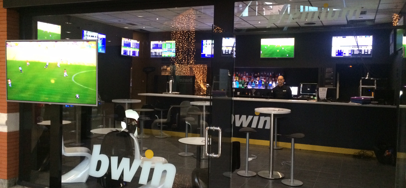 Vive la emoción del deporte con BWIN | Tribuna de la Moraleja