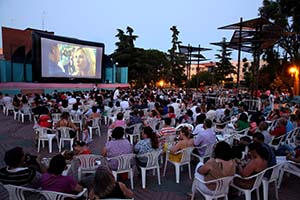 Vuelve el 'Cine de Verano' al Parque de la Comunidad