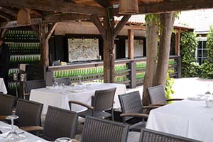 El restaurante El Oso inaugura su Terraza de Verano