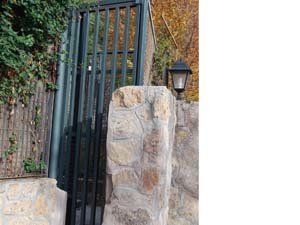 La puerta del Liceo en el Encinar de los Reyes, no se abrirá
