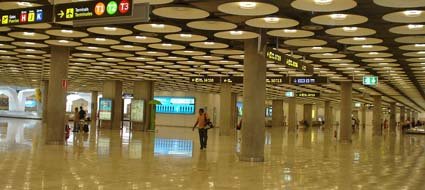 El aeropuerto de Barajas devuelve 6.282 objetos 'perdidos'