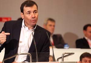 Tomás Gómez acerca posturas con José Caballero