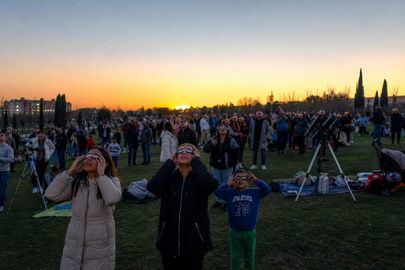 Eclipse total de Sol en Alcobendas: a qué hora será y cómo verlo el 12 de agosto