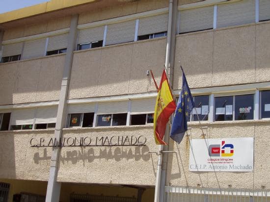 El Ayuntamiento invierte 100.000€ para reformas de diez colegios