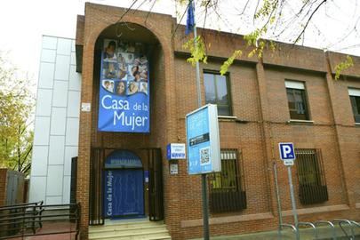 La Casa de la Mujer oferta más de medio centenar de cursos y talleres