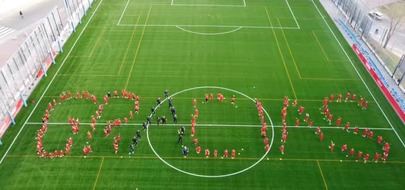 Nuevo césped artificial en los campos de fútbol