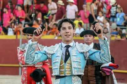 Novillada con picadores en La Tercera y estreno en casa del torero local Diego García