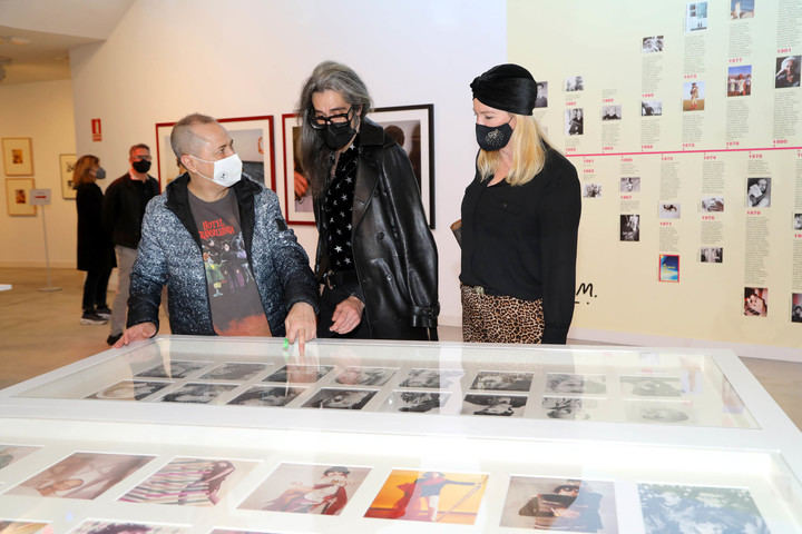 Inaugurada la exposición “Retratos” de Pablo Pérez-Mínguez