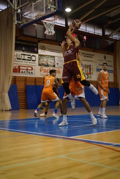 Primera victoria del NCS Alcobendas que se estrenaba en la liga LEB Plata