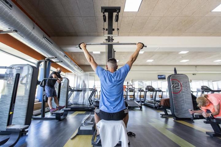 El Ayuntamiento amplía la Sala Fitness de Valdelasfuentes