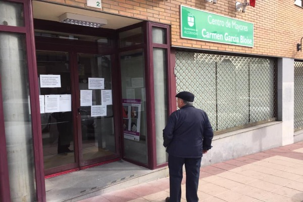 La comida no se repartirá en los Centros de Mayores