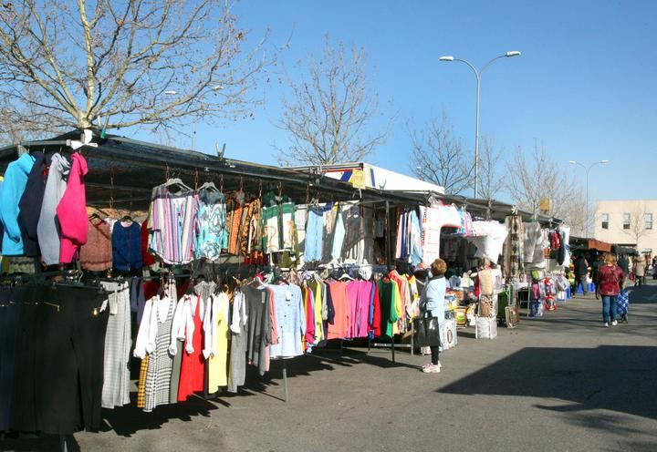 Alcobendas reabre su mercadillo municipal