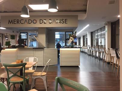 El nuevo Mercado de Sanse abre con 13 espacios de diferentes propuestas gastronómicas