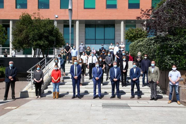 Alcobendas ha guardado un minuto de silencio en memoria de las víctimas del covid-19