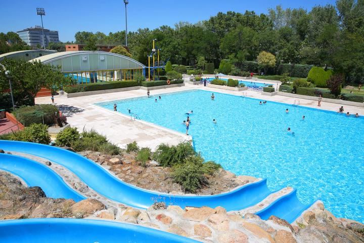 Este fin de semana podrás disfrutar de la piscina de verano del Polideportivo Municipal José Caballero