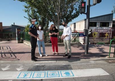 Alcobendas refuerza los pasos de peatones de los colegios