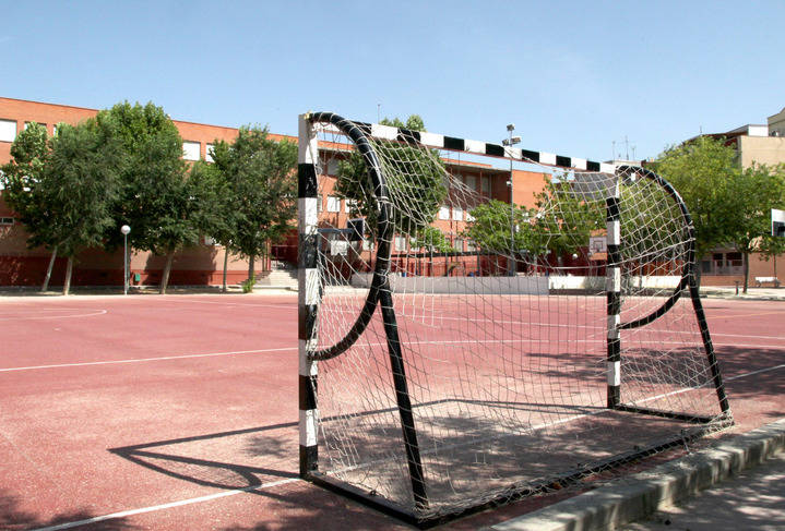 Abierta la pista deportiva del CEIP Parque de Cataluña