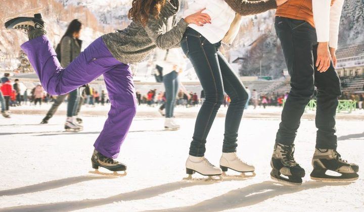 Pista de hielo en Valdelasfuentes