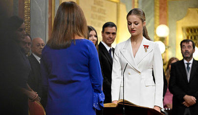 La Princesa de Asturias jura la Constitución