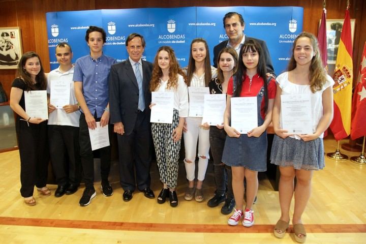 Una alumna del Liceo Europeo reconocida como mejor estudiante de Alcobendas